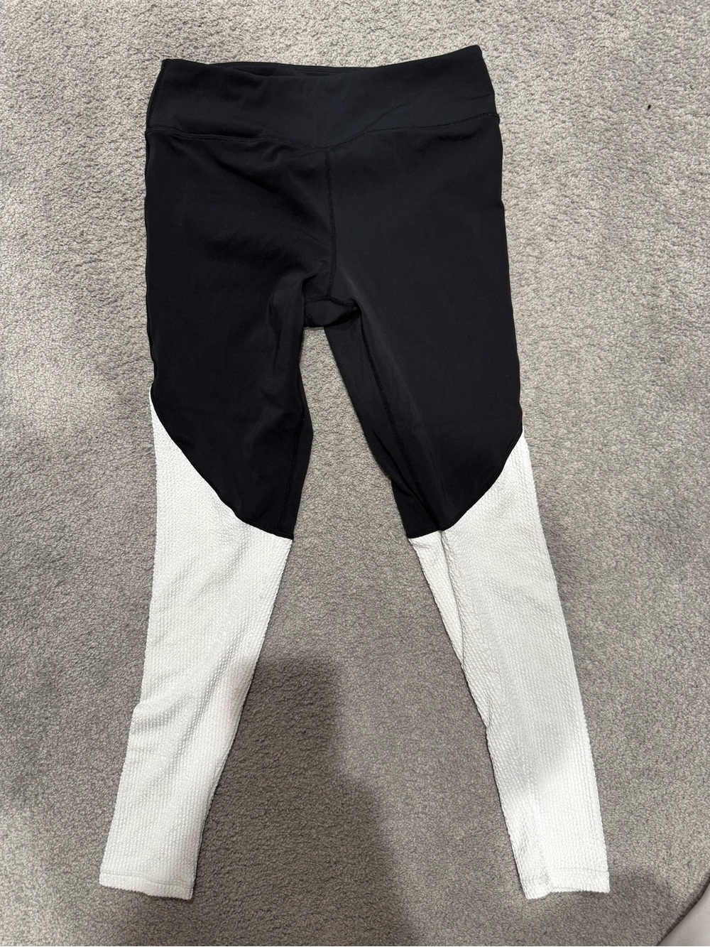 Alala  leggings - black and white